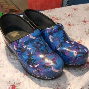 Dansko Women's Blue and Purple Floral Nursing Clogs.